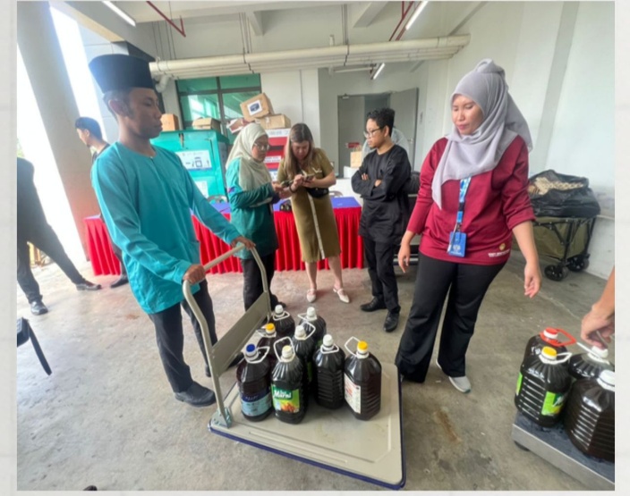 Pengumpulan minyak terpakai