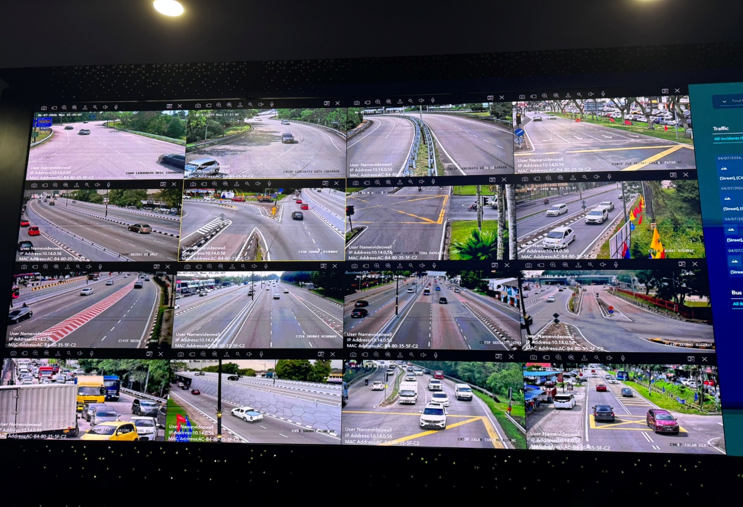 CCTV lalu lintas masa nyata