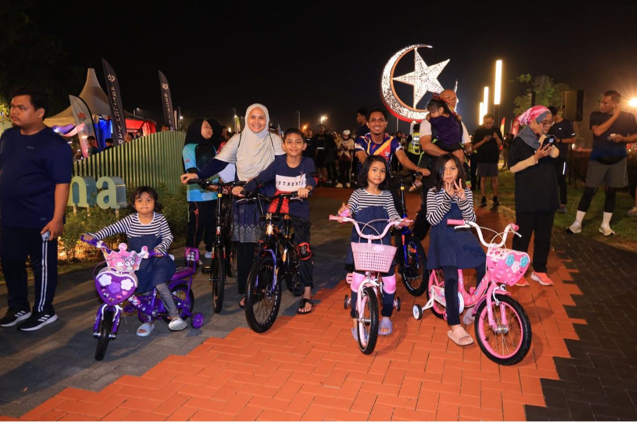 Program keluarga di Dataran Laksamana