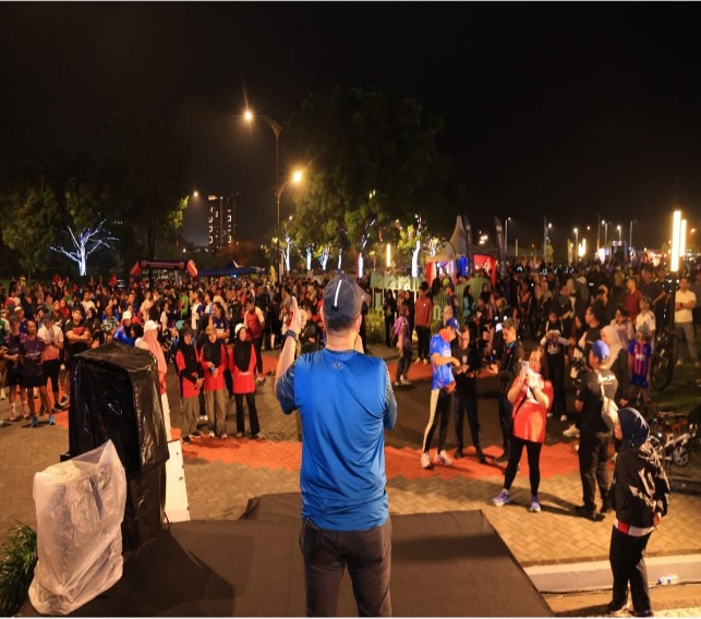 Suasana Car Free Night