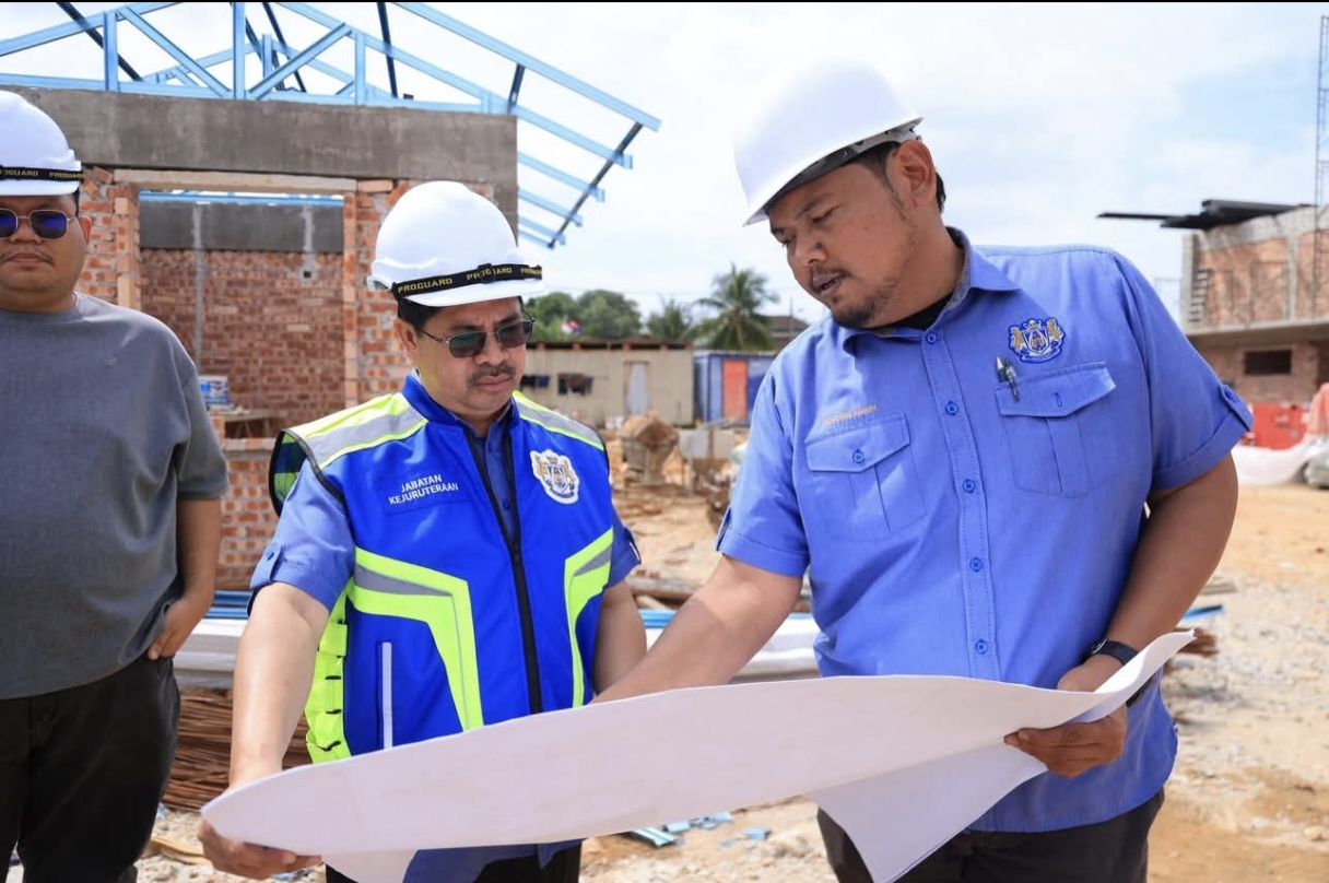 PEMAKAIAN PPE 2